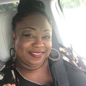 Meet your Posher, Pamela